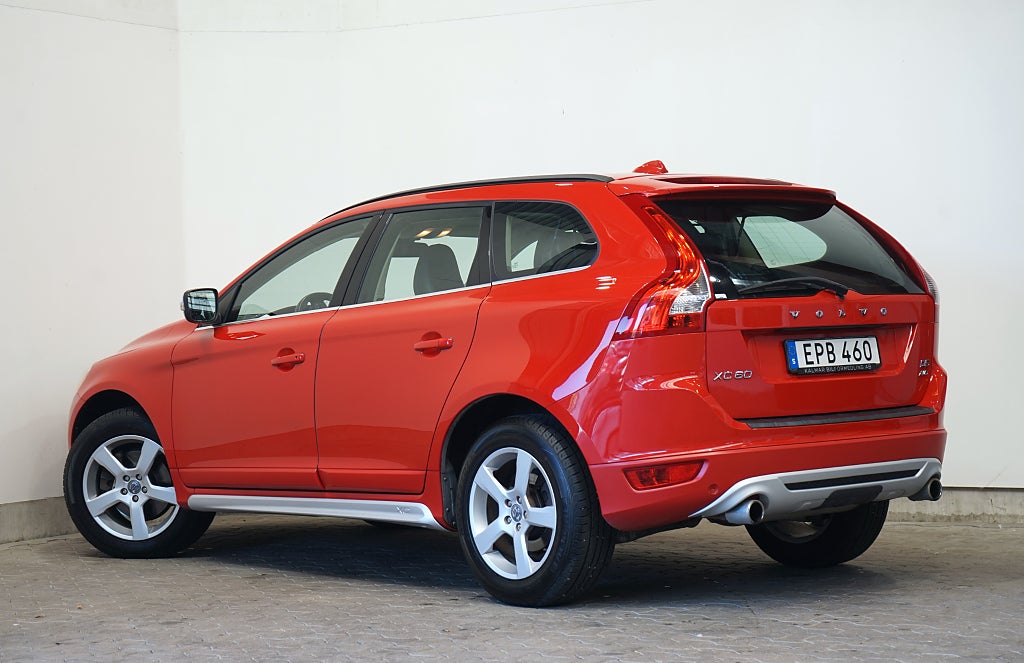 Volvo XC60 D5 AWD Geartronic R-Design Automat Panorama Drag 215hk