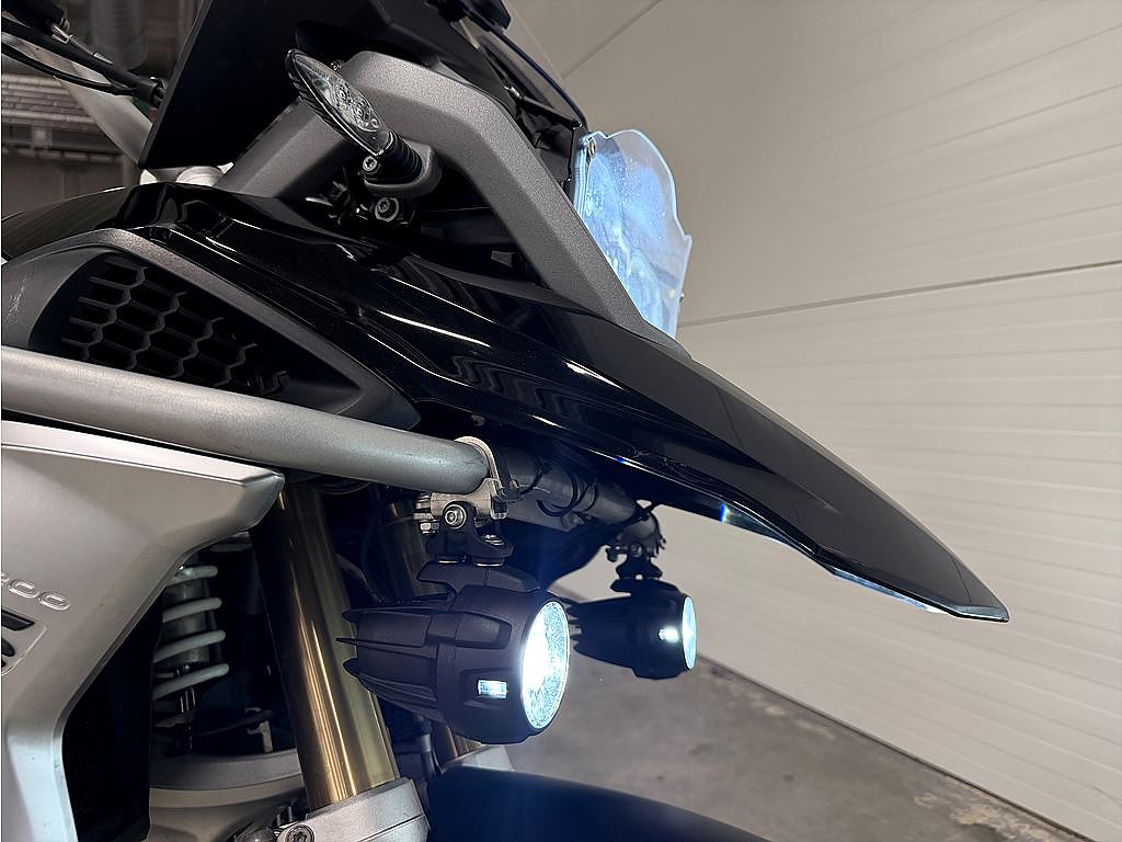 BMW R 1200 GS Comfort, Dynamic, Väskor, Navi, Akrapovic