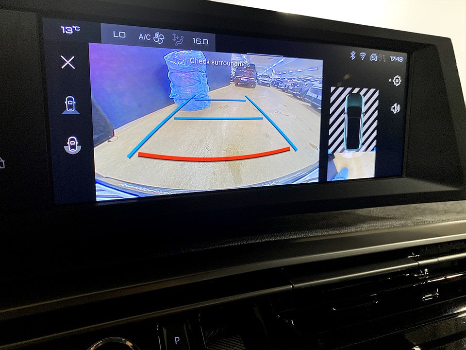 Bild på Peugeot 3008 Allure Hybrid 145hk Aut BACKKAMERA CARPLAY