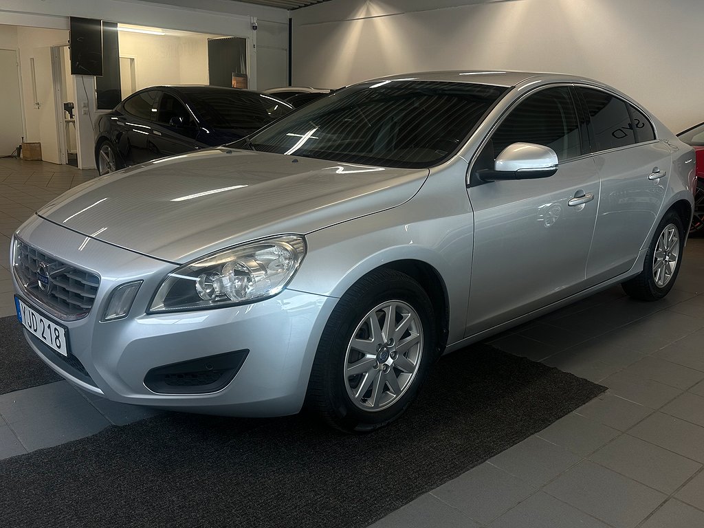 Volvo S60 T5 Momentum, kamrem bytt, full servad, 2,95 ränta