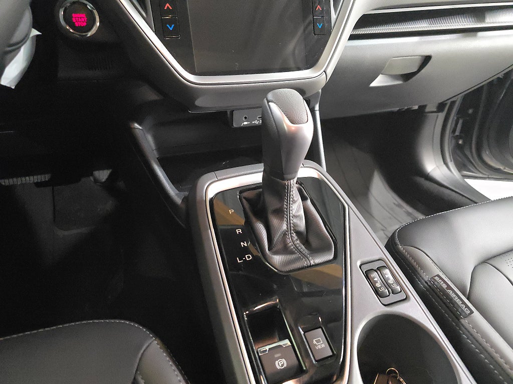Subaru Crosstrek Touring AWD e-Boxer | V-Hjul & M-Värm