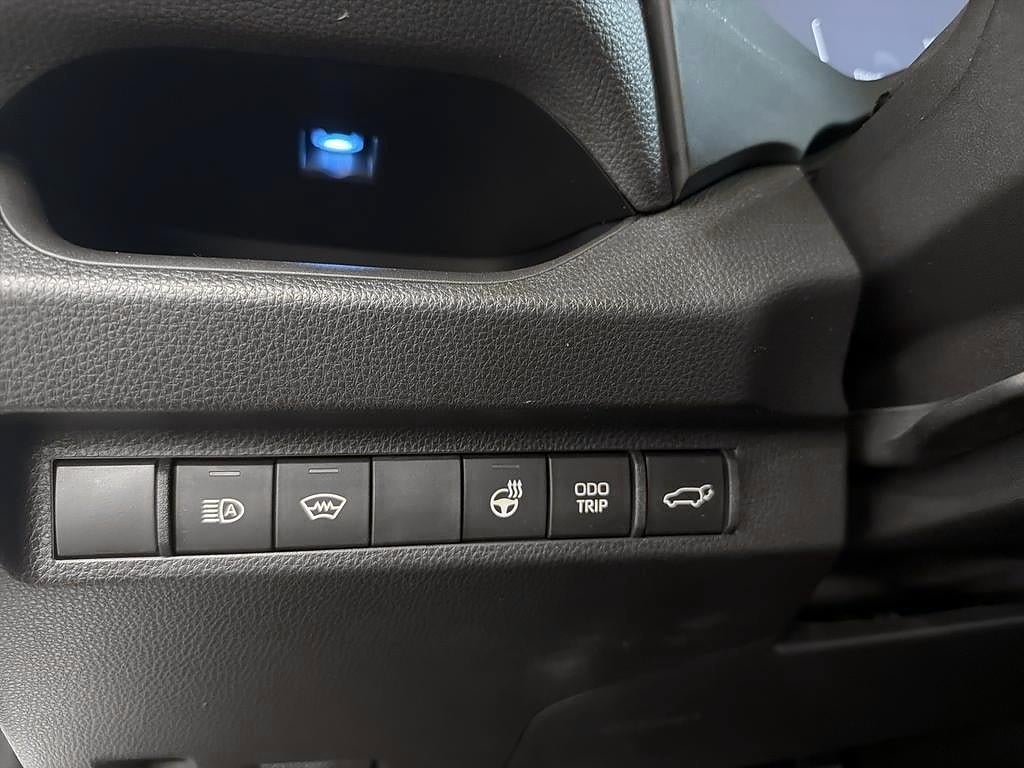 Toyota RAV4 2023 - miniatyr 16