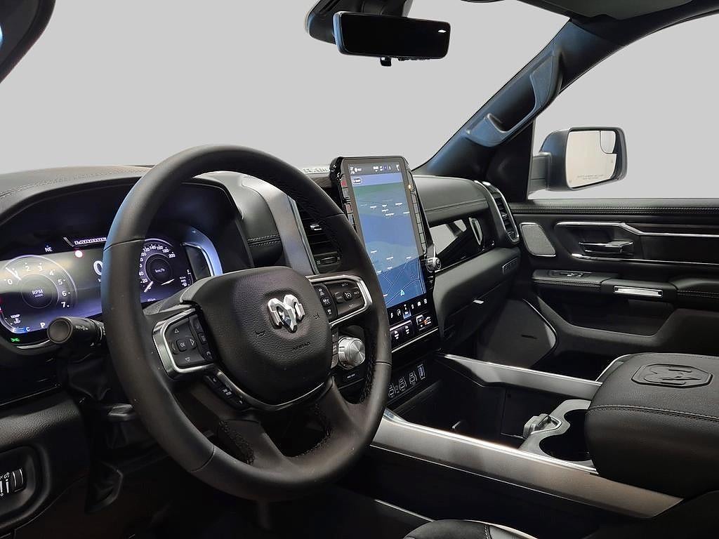 Dodge RAM 1500 Crew Cab Laramie Night Edition Premium 420HK