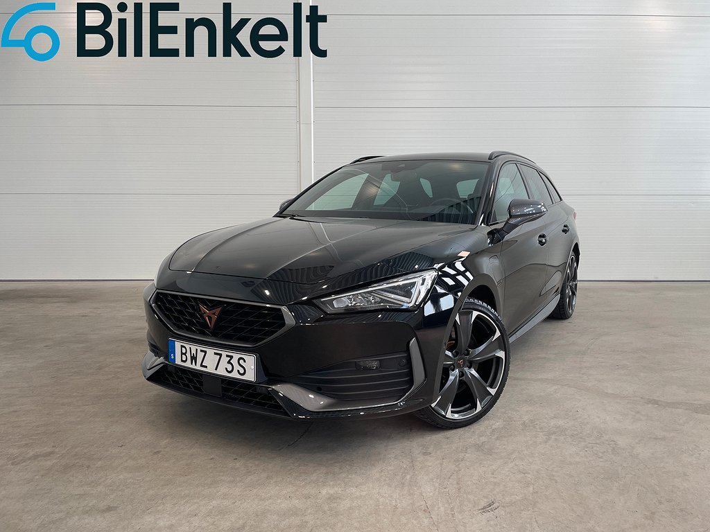 Cupra Leon Sportstourer e-Hybrid Cockpit GPS Kamera 2021 245hk