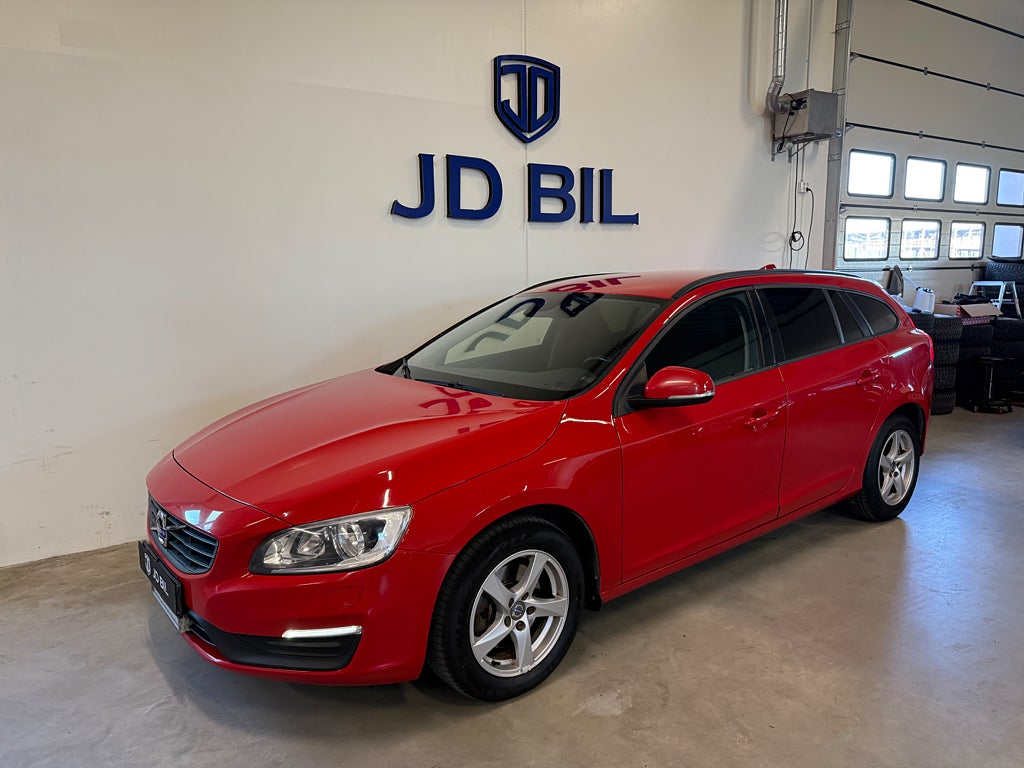 Volvo V60 D4 Geartronic Dragkrok Bakkamera Ny servad Euro 6 190hk