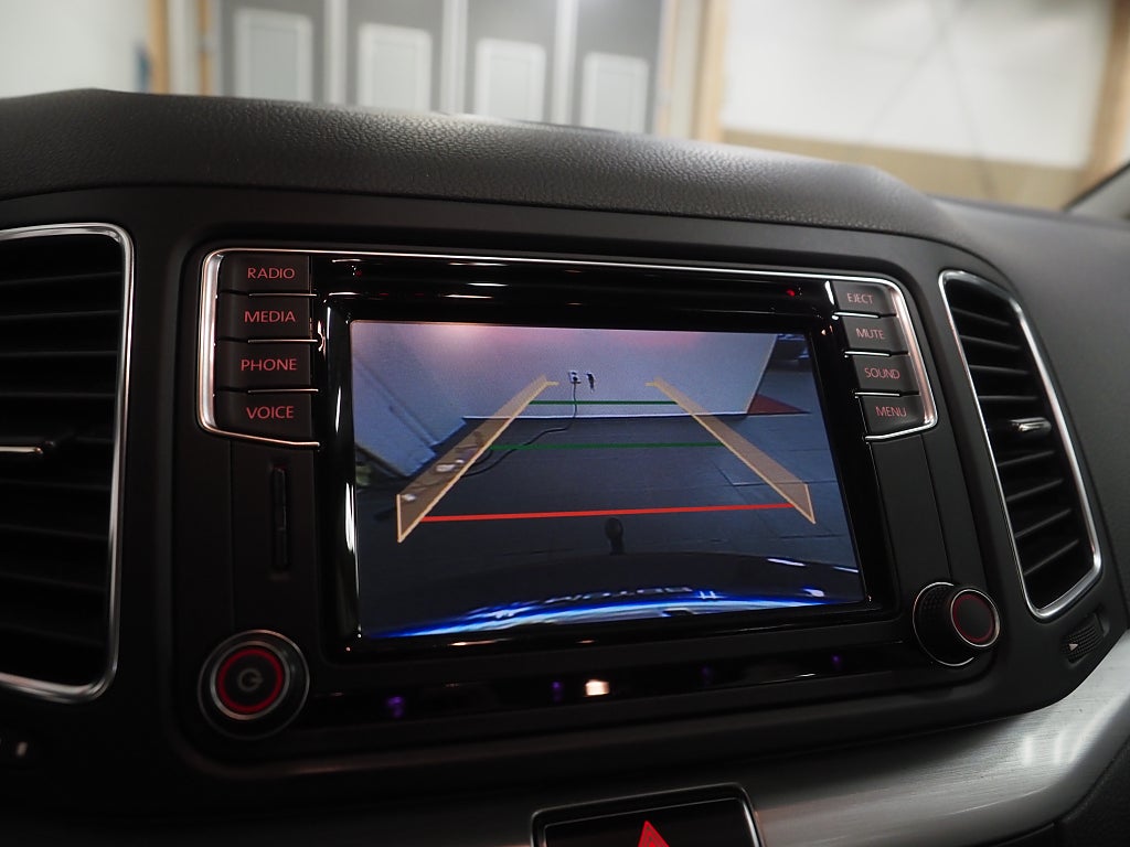 Volkswagen Sharan 7-sits 2.0 TDI Premiumpkt Pano Drag D-Värm 2016