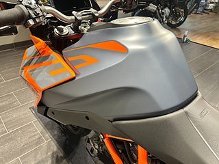 KTM 1290 SuperDuke GT /3,45%/Techpack/Sidosväksor/787 mil