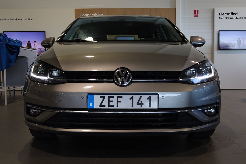 Volkswagen Golf 5-dörrar 1.0 TSI AUT CarPlay PDC Pluspaket 2018