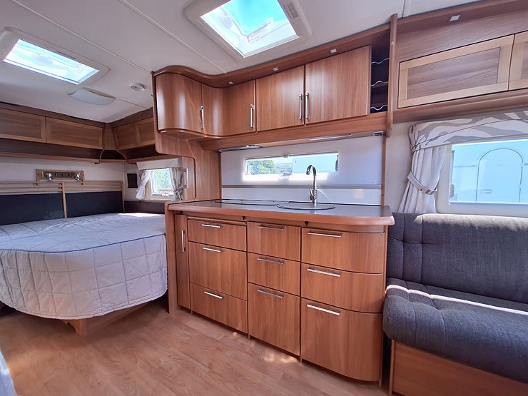 Kabe Smaragd 520 XL KS Dubbelbädd