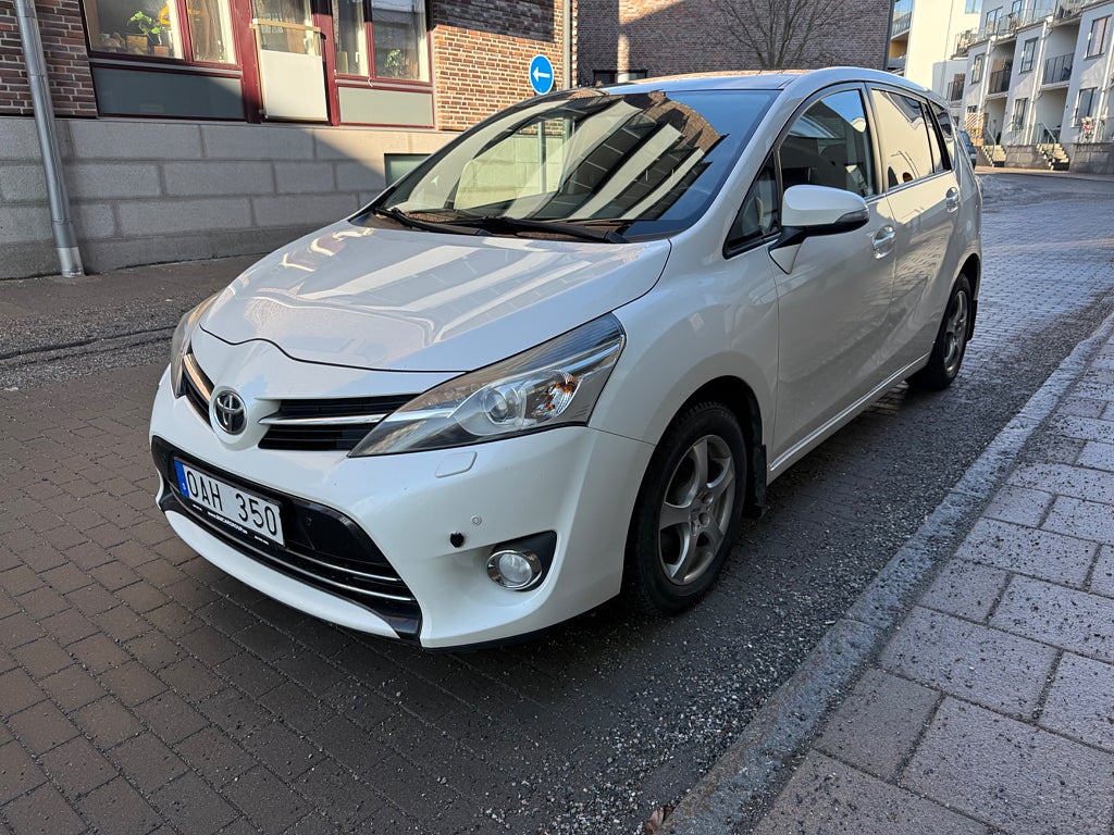 Toyota Verso 1.8 Valvematic Multidrive S Executive 7-Sits Panorama