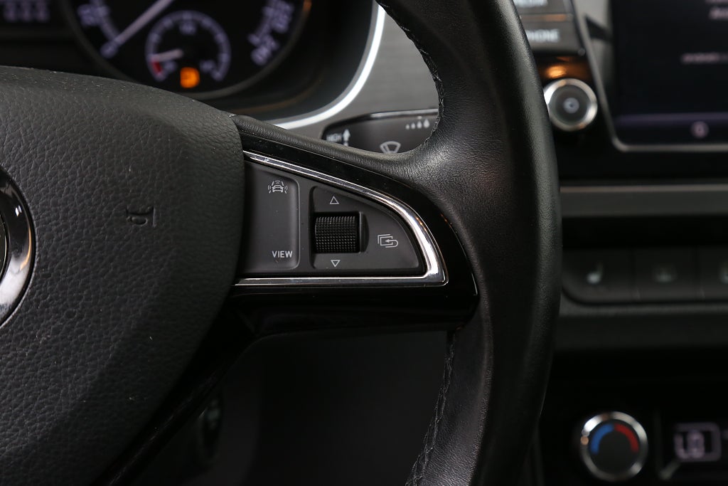 Skoda Fabia 1,0 TSI 95hk Style P-sensorer Kamera Komfortpaket 2020