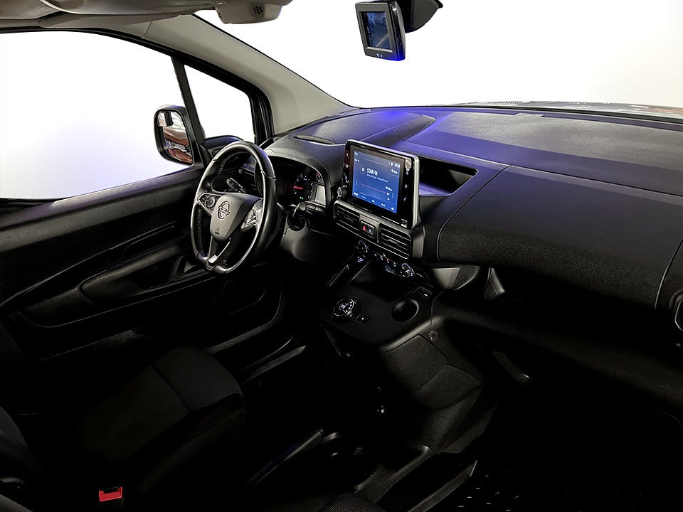 Bild på Opel Combo Business 1.5 BHDi 130hk Aut L2 DRAG B-KAMERA WEBASTO