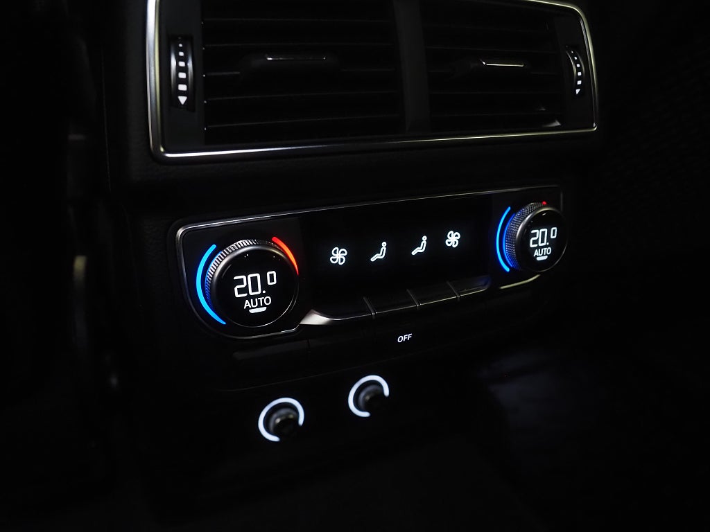 Audi Q7 TDI 272hk S-line  7-sits |Drag|Navi|Kamera|D-värm| 2018