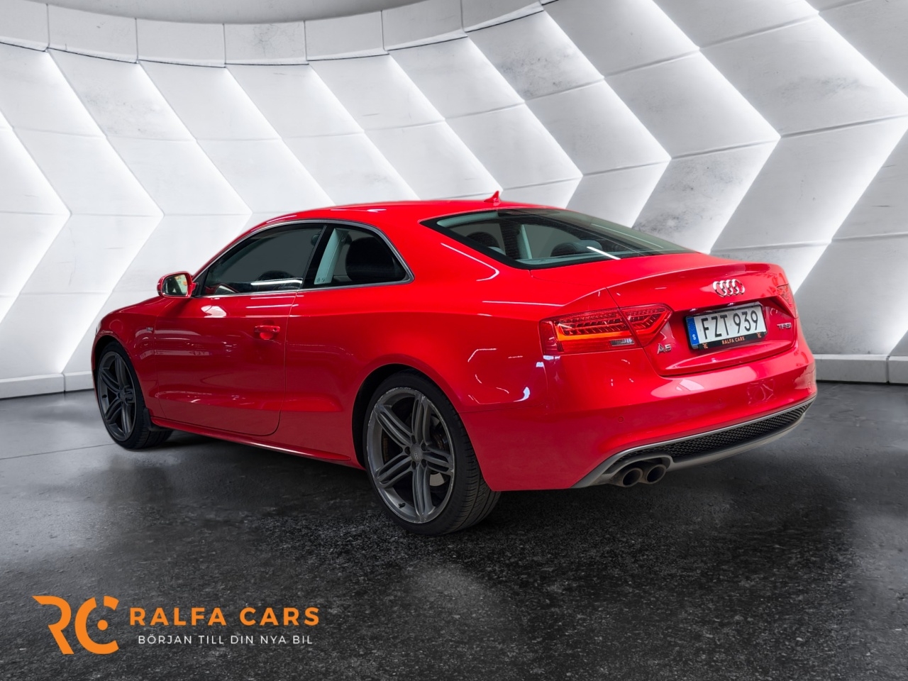 Audi A5 Coupé 1.8 TFSI S-line 2015, kuva 4/44