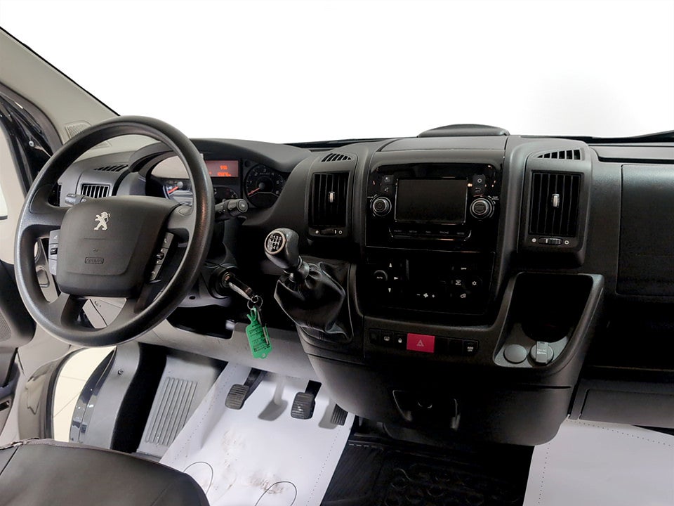 Bild på Peugeot Boxer PRO+ 2.2 BHDi 140hk L2H2 - B-KAMERA, DRAG