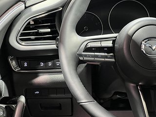 SUV Mazda CX-30 19 av 21