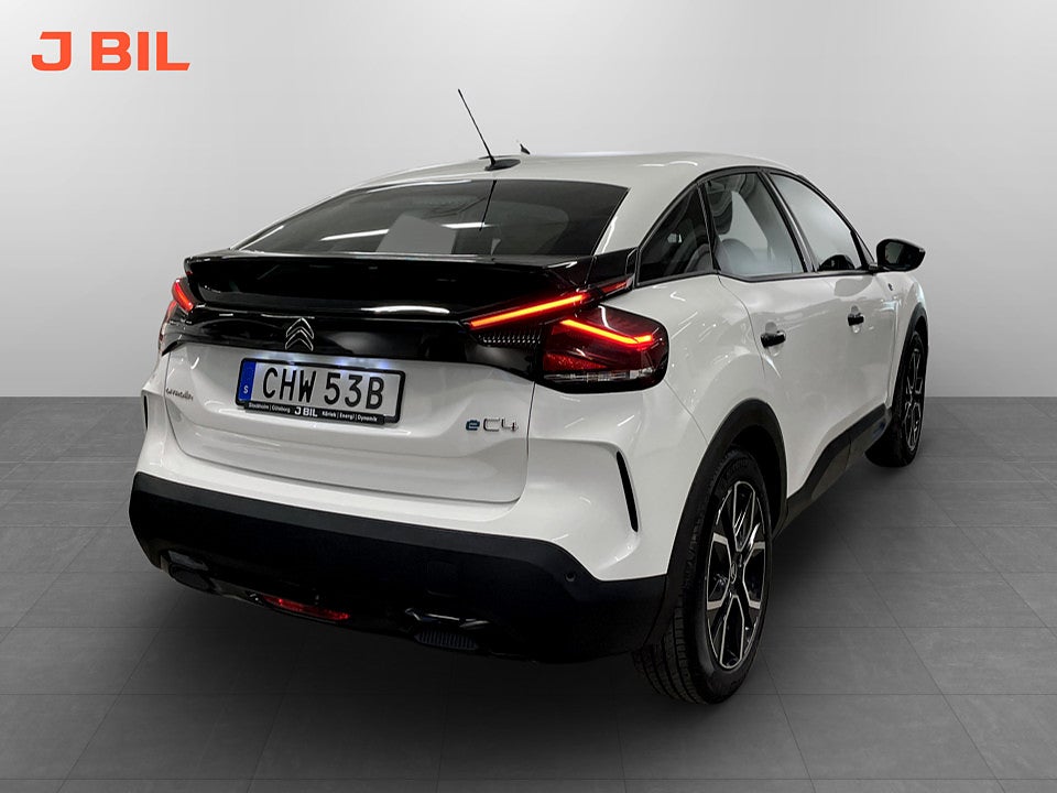 Bild på Citroën e-C4 Feel 50kWh 136hk Aut RATTVÄRME P-SENSORER