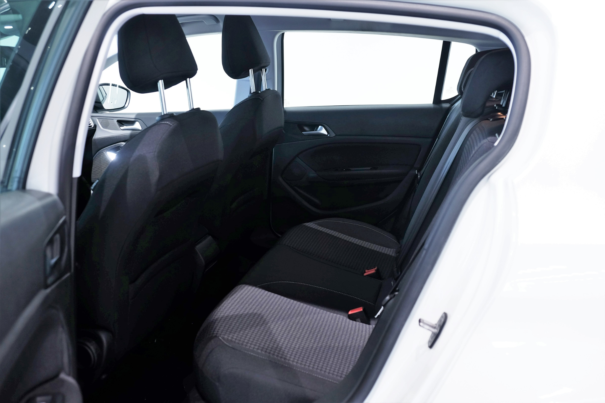 Peugeot 308 2019, bild 5/46