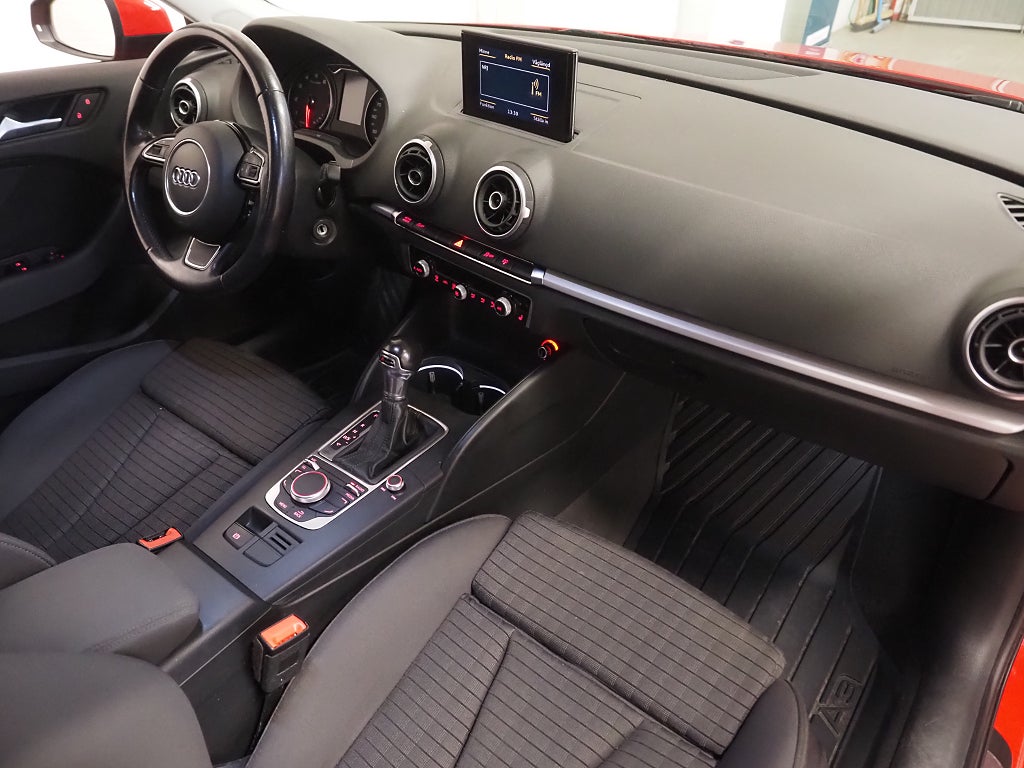 Audi A3 Sportback 1.4 TFSI 125 hk Aut S-Line |PDC|Bluetooth| 2016