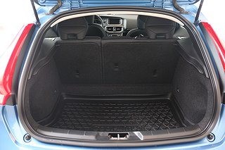Halvkombi Volvo V40 16 av 19