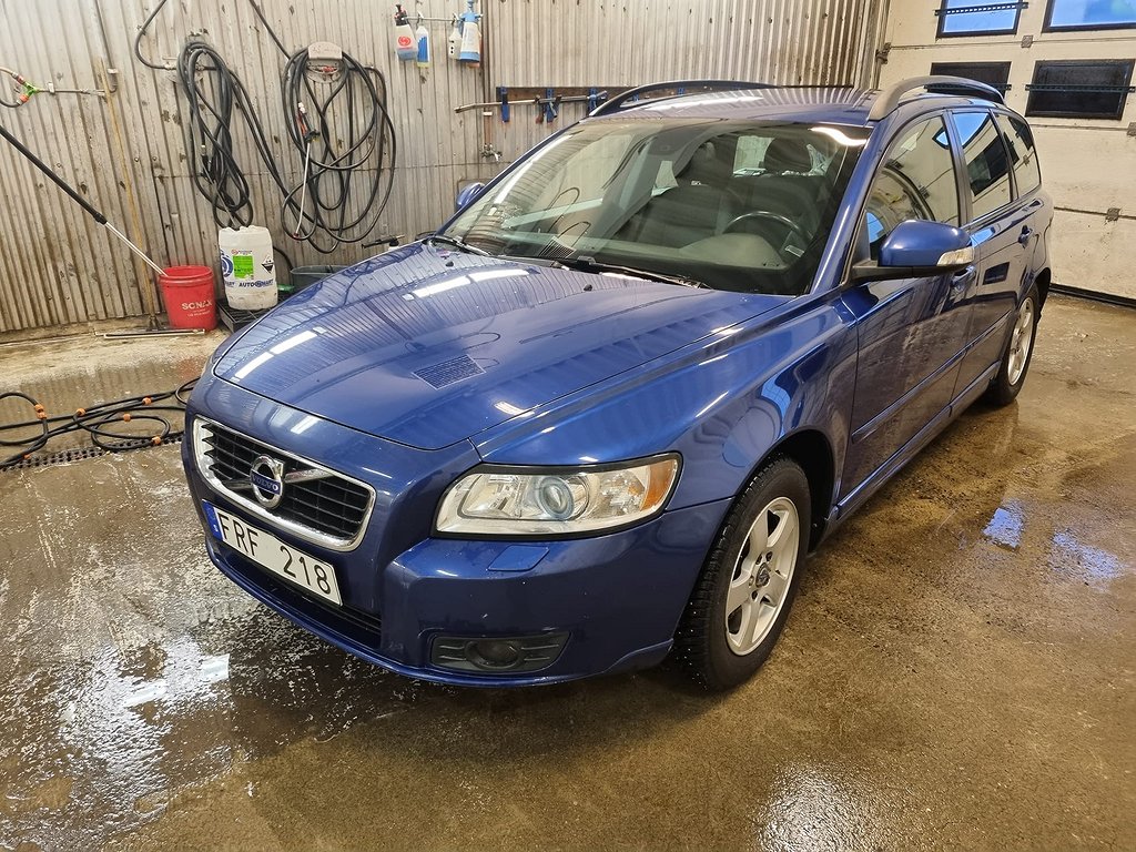 Volvo V50 1.6D Nybes.UA Få ägare D2 lågskatt 3,95% Räntekampanj