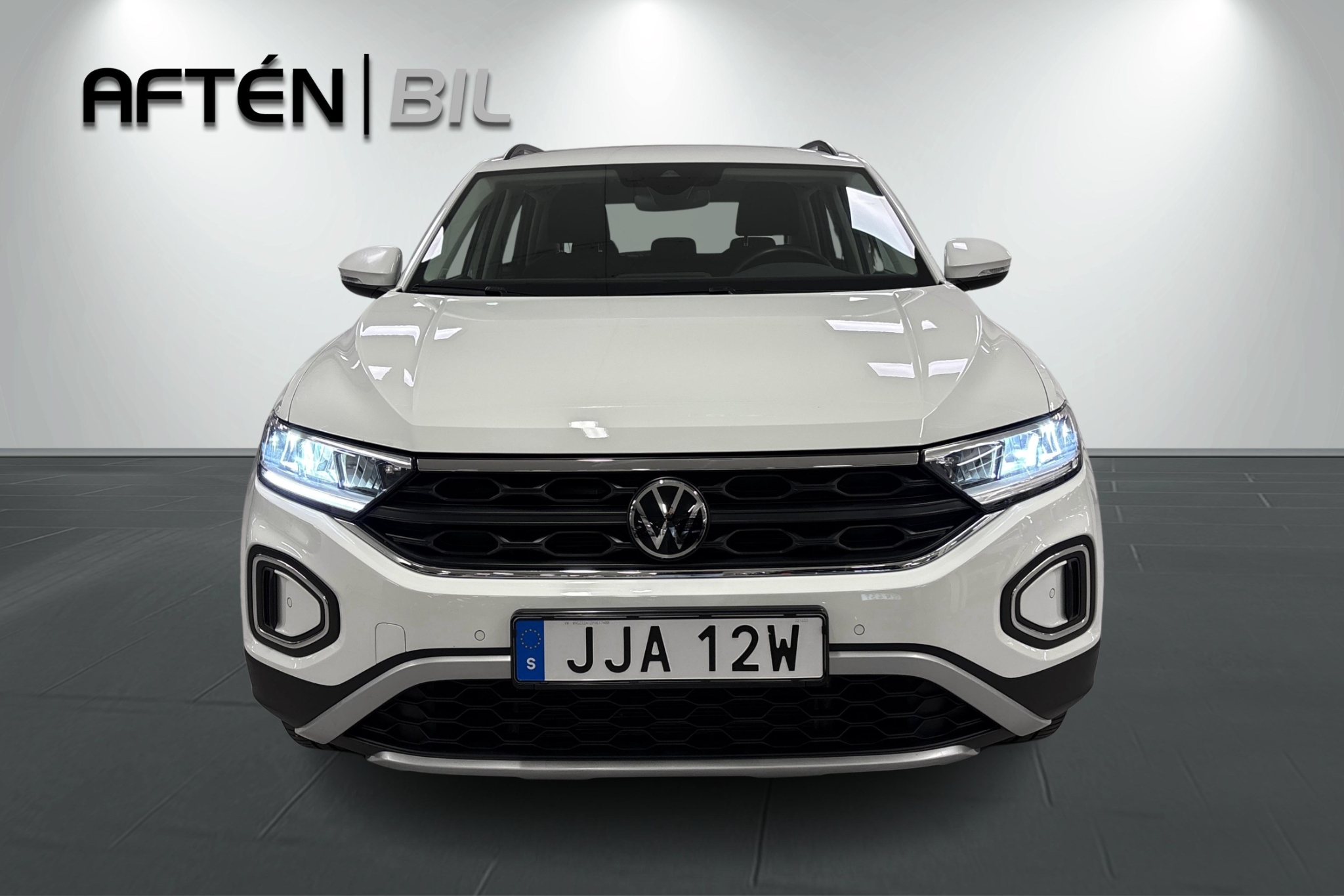Volkswagen T-Roc 1.0 TSI 2023, bild 3/57
