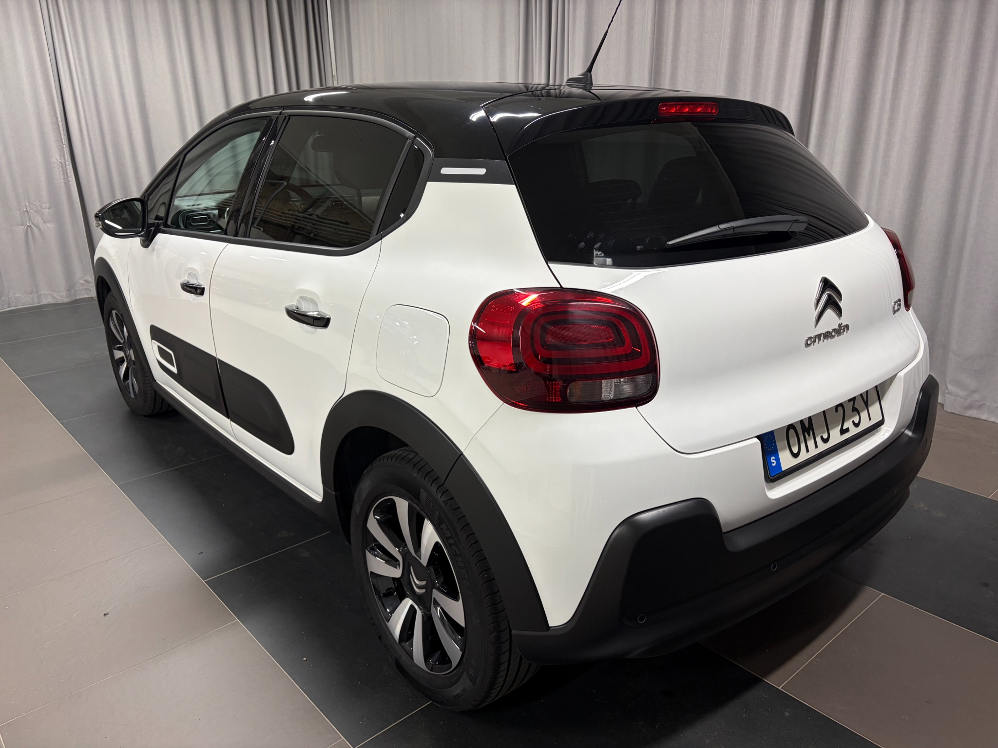 Citroen C3 Shine PureTech 82 2023, kuva 3/36