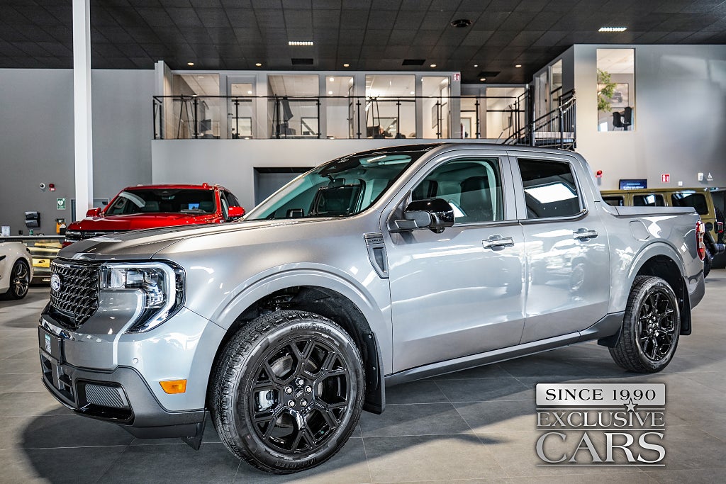 Ford Maverick Lariat HYBRID AWD SuperCrew BLACK PACKAGE / HEMMA!