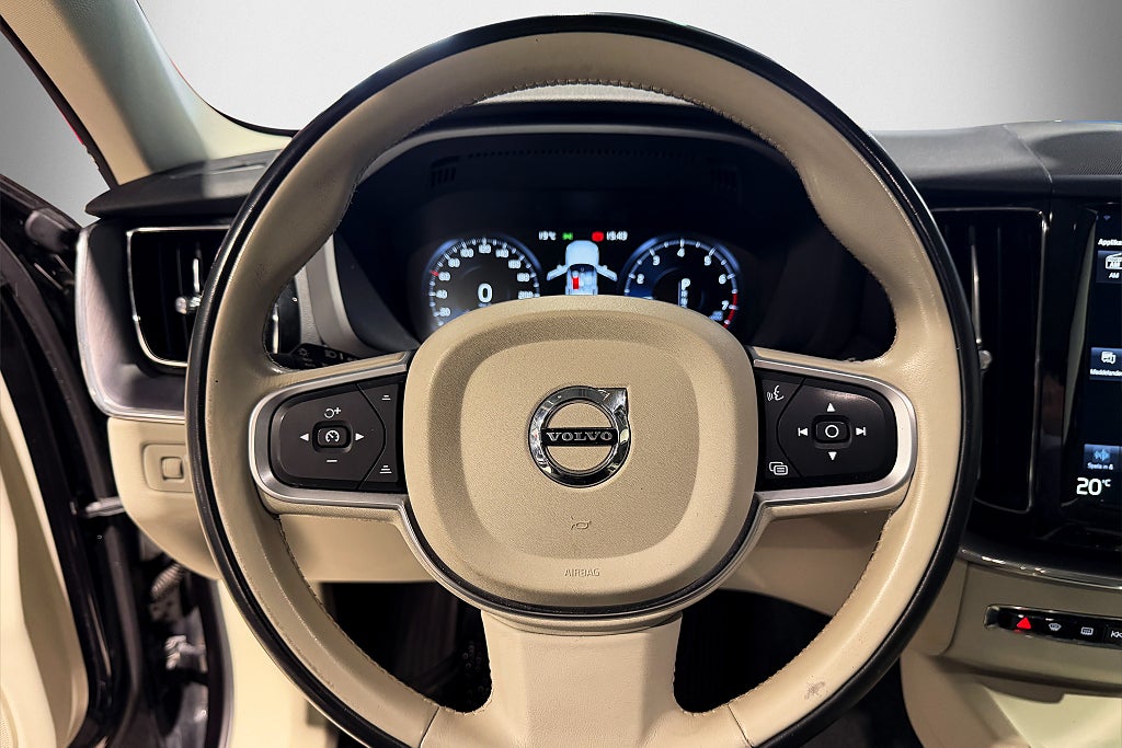 Volvo XC60 T5 | AWD | Momentum | Ny servad  | Värmare Voc 2019