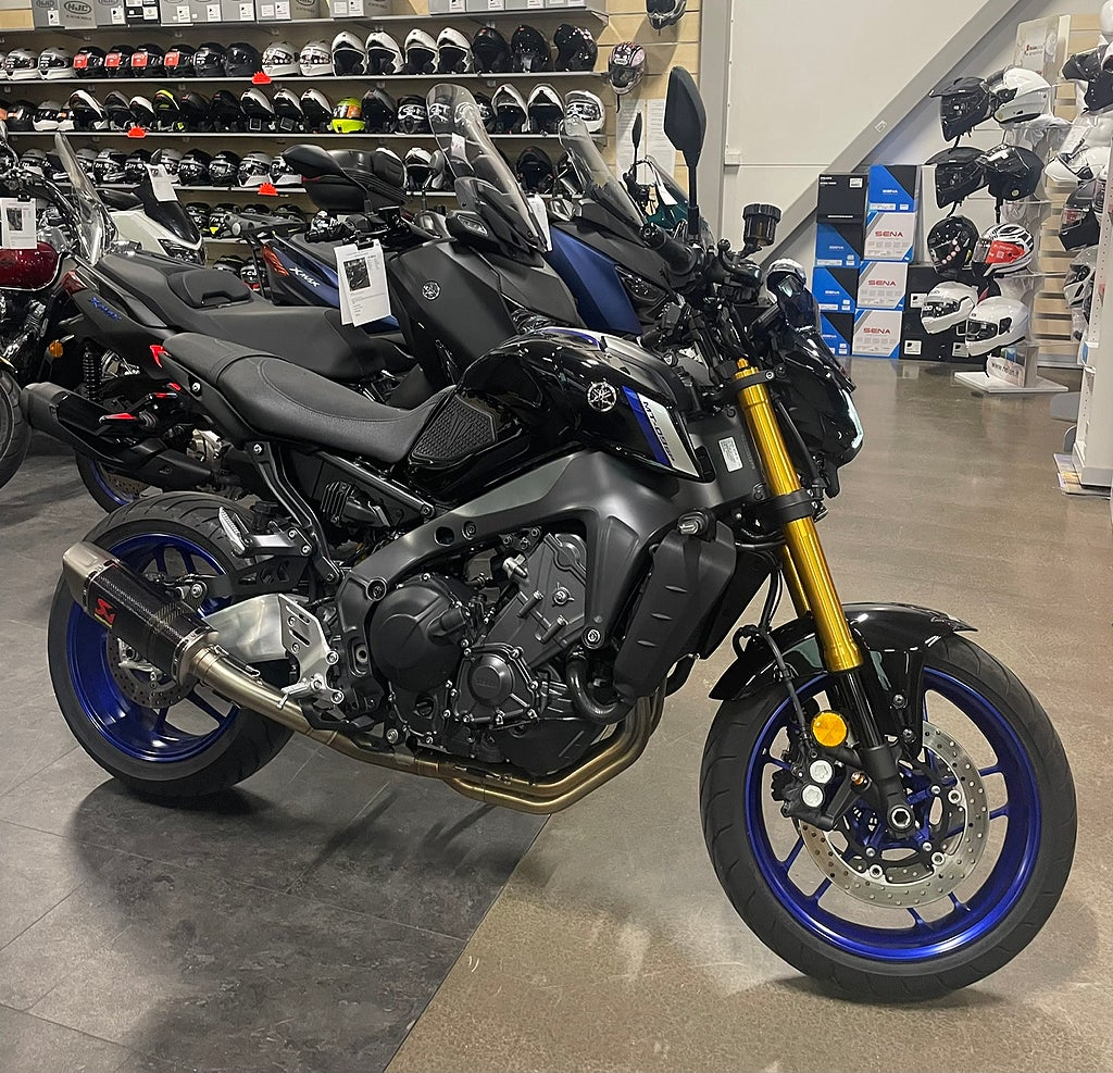 Yamaha MT-09 SP 800 mil öhlins akra comfort seat