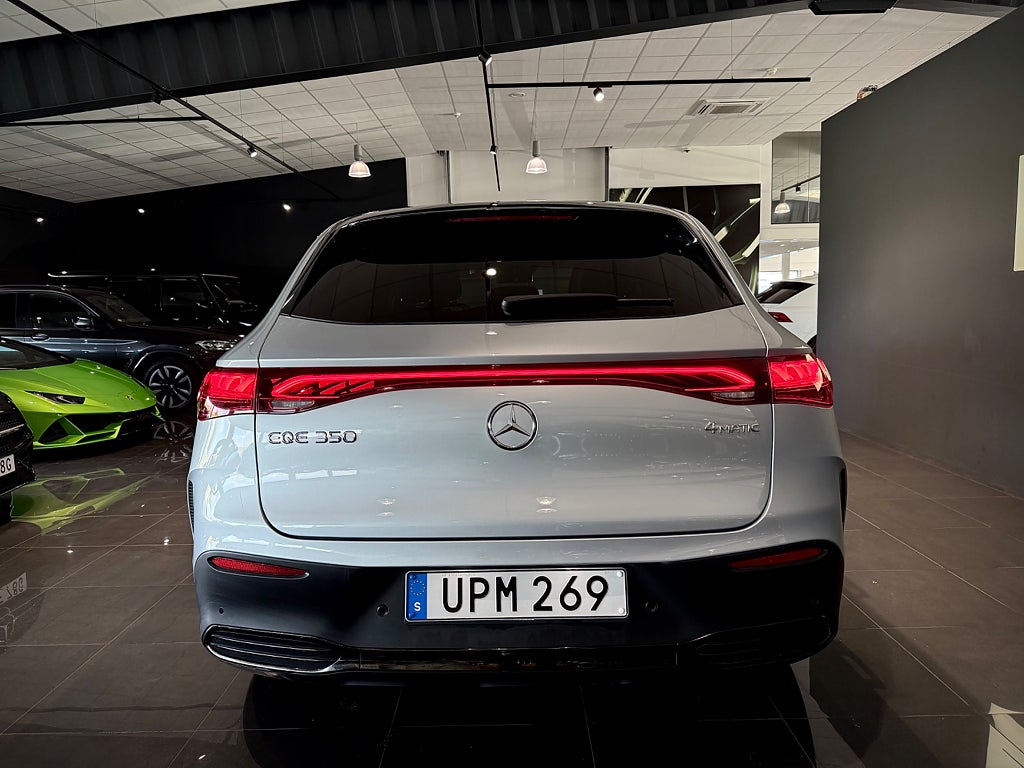 Mercedes-Benz EQE SUV 350 4MATIC AMG Hyperscreen Glastak Läder Drag 22tum - bild 20