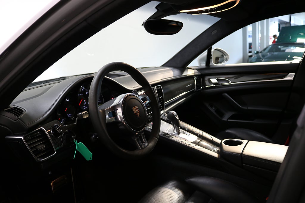 Porsche Panamera 2012 - miniatyr 7