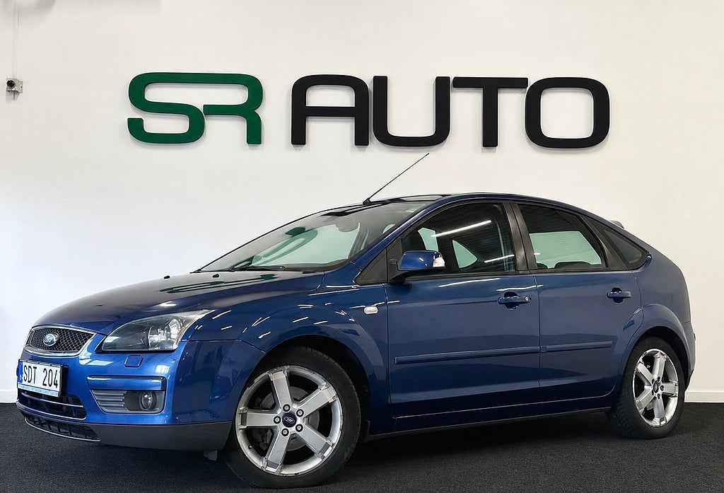 Ford Focus 5-dörrars 2.0 | Automat | P-sensor | Titanium