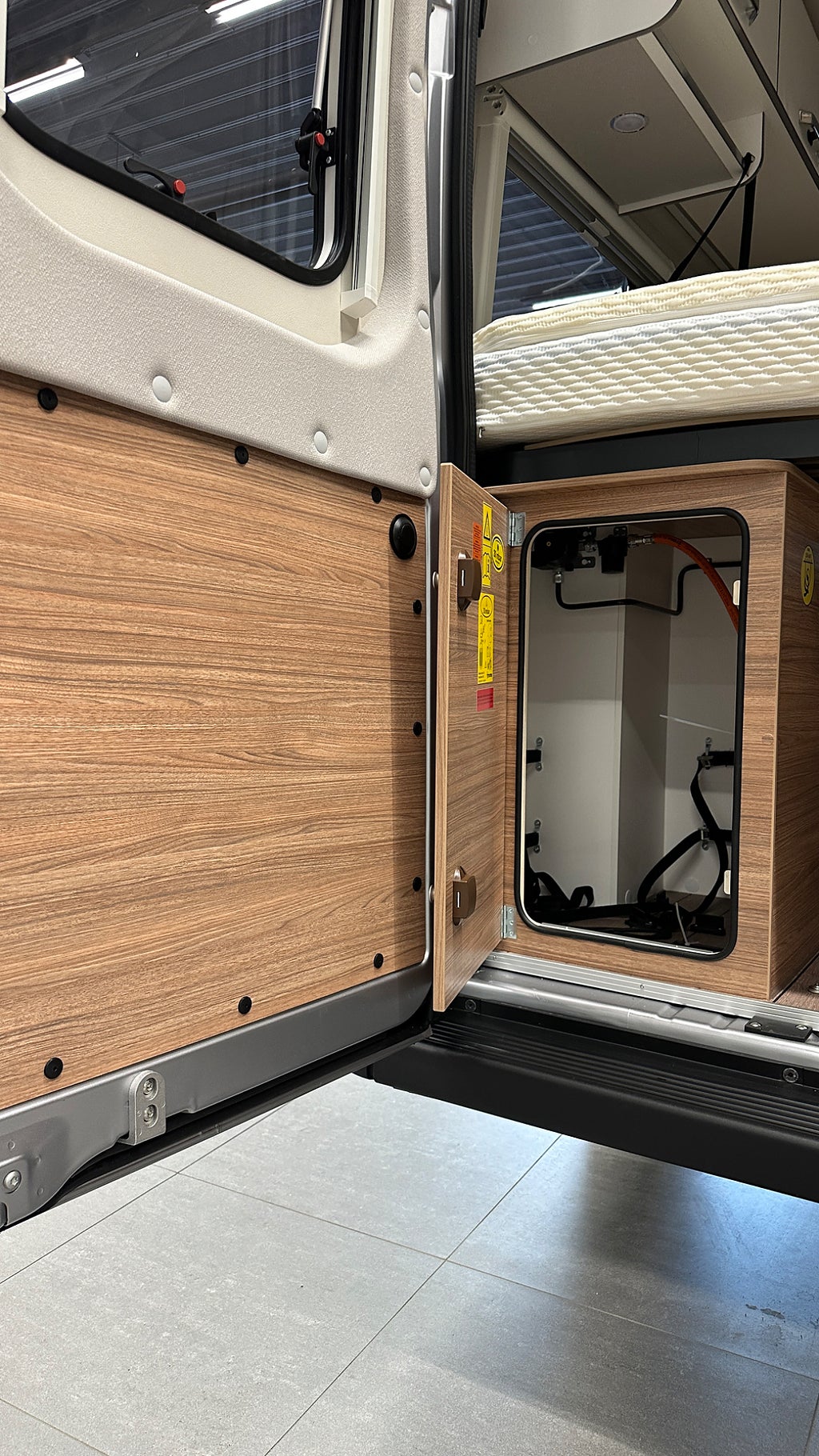 Weinsberg CaraBus  630 ME Edition Fire Automat 140 Hk thumbnail