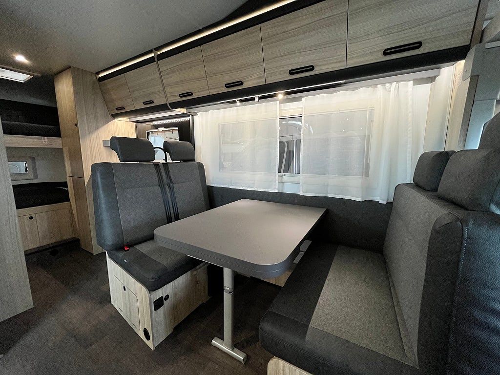 Sun Living A 70 DK Automat / 3500 kg / Våningssäng / B-kort - Sun Living