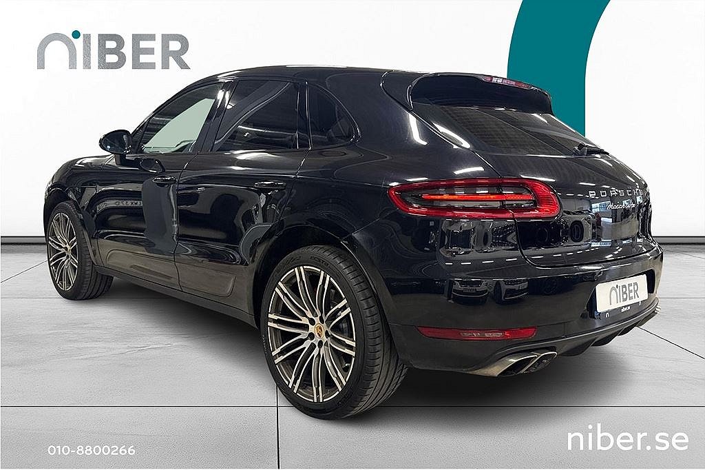 Porsche Macan Turbo 400hk PDK Sport, Pano, Navi, 360