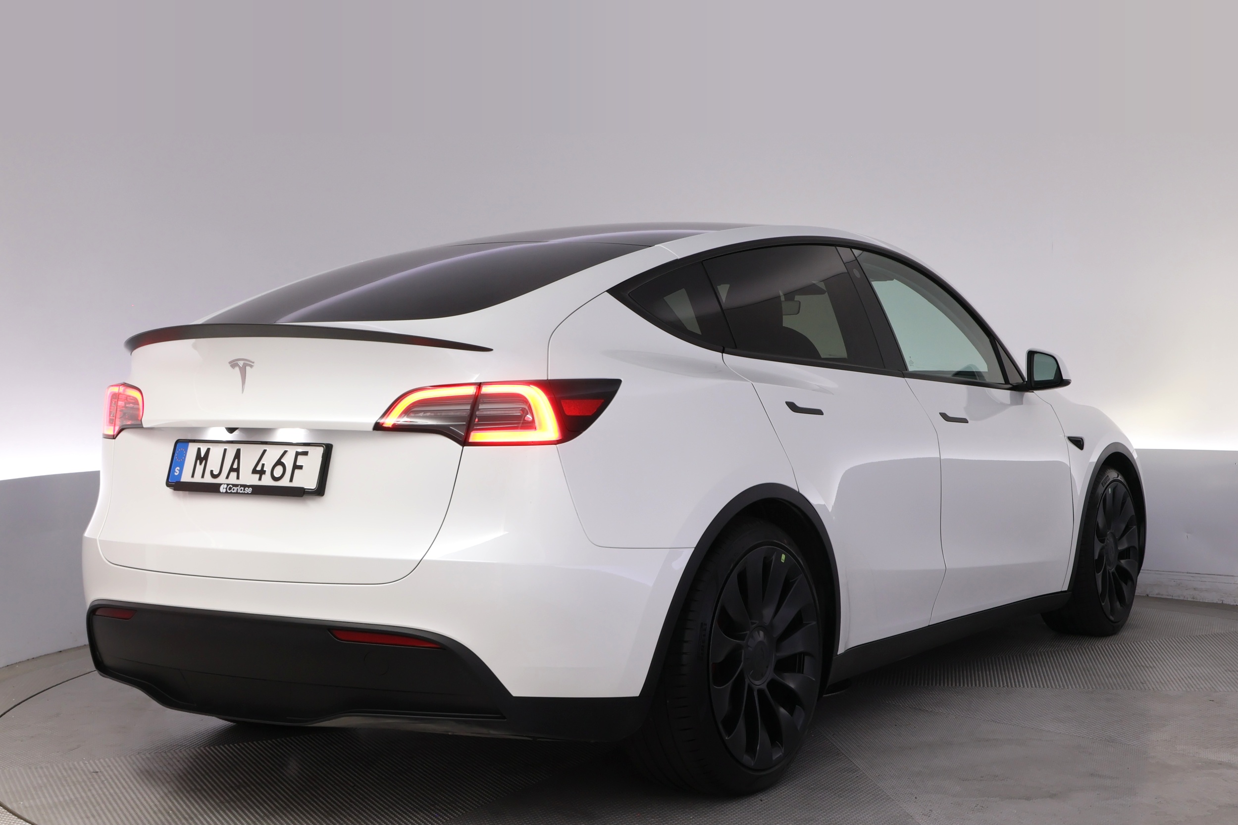Tesla Model Y Performance Autopilot 2024, bild 5/10