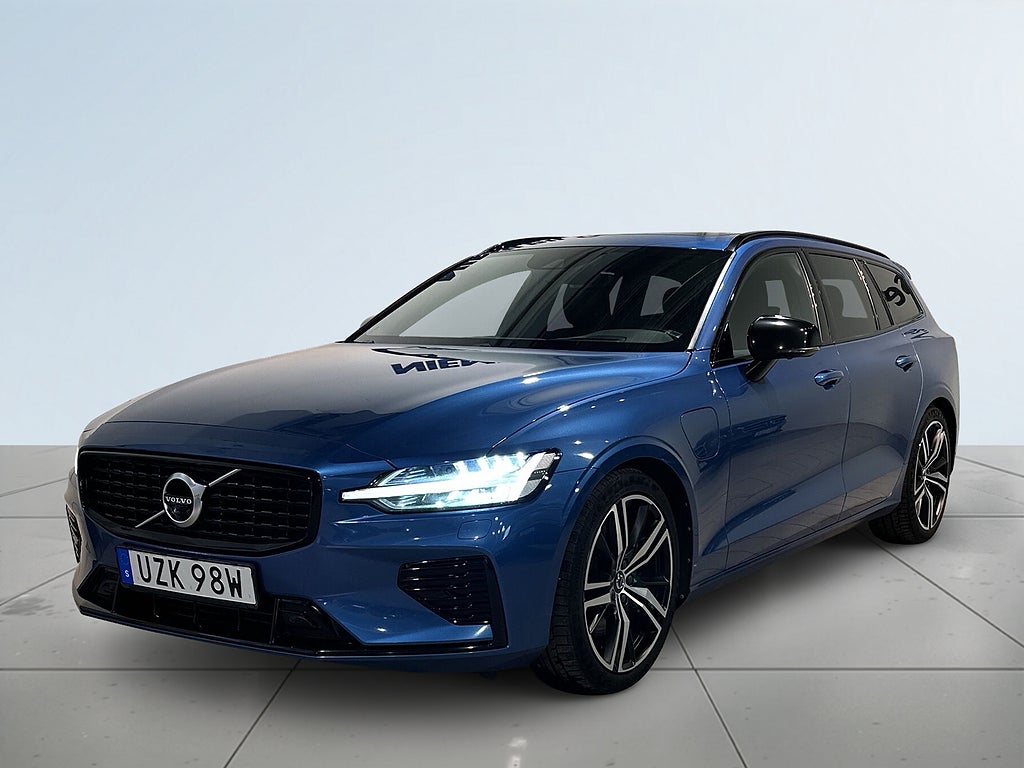 Volvo V60 T8 Twin Engine AWD R-Design Drag HuD H/K Pano Pvärm SoV