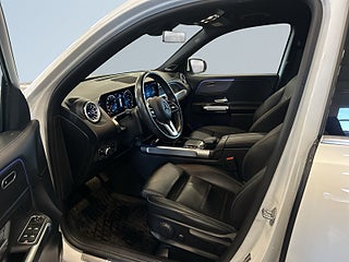 Mercedes-Benz GLB 200 d 4MATIC  7-sits S&V-hjul/Burmester/Kamera/Drag