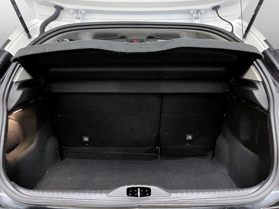 Bild på Citroën C3 Shine 1.2 PT Aut CARPLAY BACKSENSOR 110hk