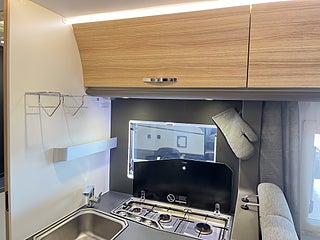 Husbil-integrerad Adria SONIC AXESS 700 SC 18 av 28