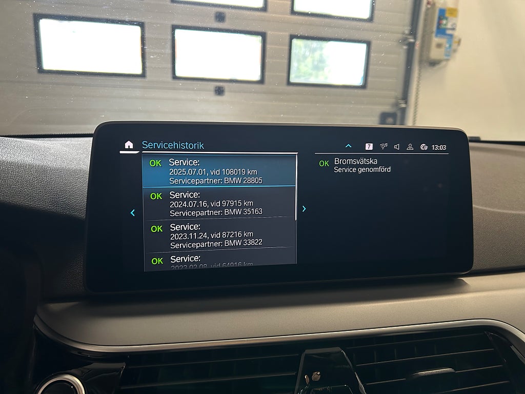 BMW 530e 2021 - miniatyr 21