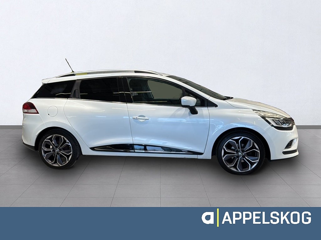 Renault Clio Sport Tourer Intense 0,9 TCe 90hk |RÄNTA 3,99%|V-HJUL| thumbnail