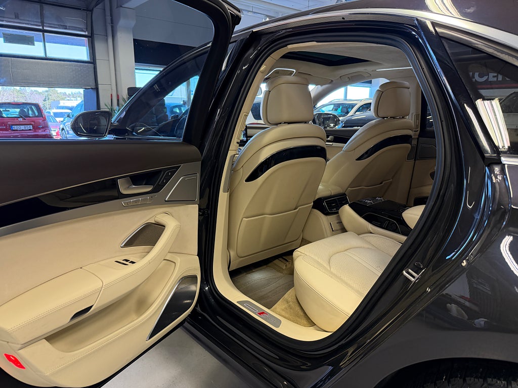 Audi S8 2013 - miniatyr 18