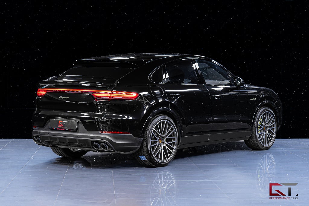 Porsche Cayenne E-Hyb Coupé Platinum Edt MOMS 22" Pano HuD BOSE 14-vägs