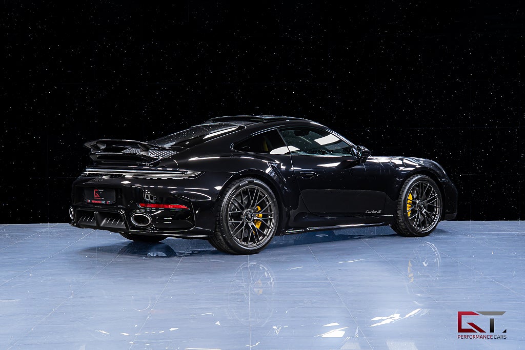 Porsche 911 992.2 Turbo S MOMS Burmester Lift Interiörpaket Glastak