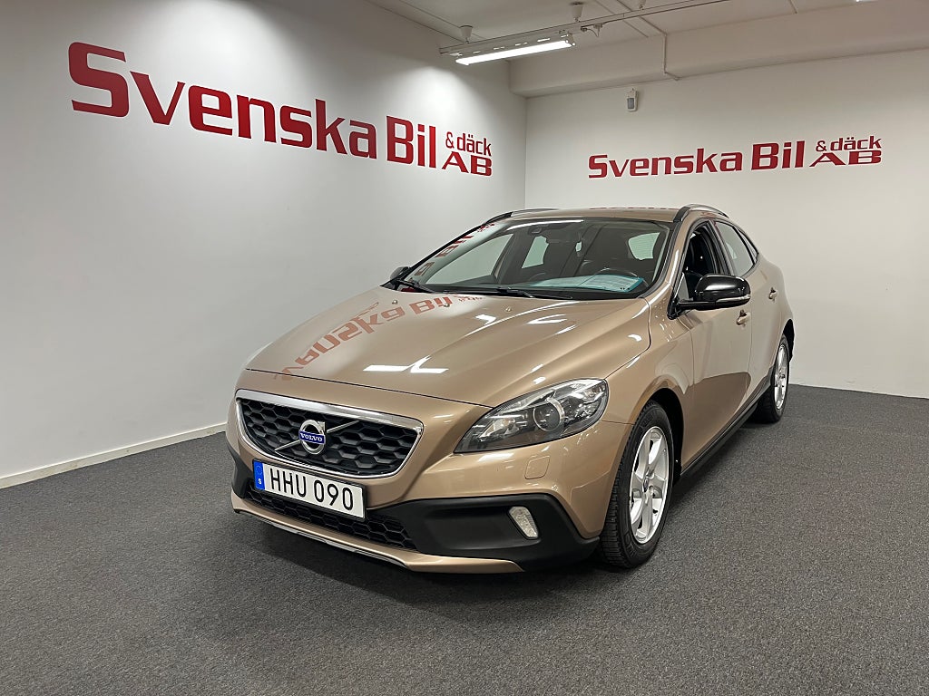 Volvo V40 Cross Country D2 AUT Momentum Business Edition Pro 2,99% ränta