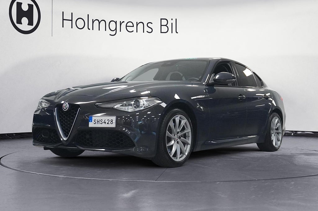 Alfa Romeo Giulia Veloce 2.0 Turbo Q4 AWD Backkamera Elstolar | Ränta 1,99%