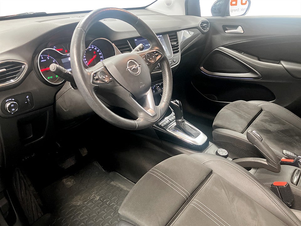 Bild på Opel Crossland X Ultimate 1.2 PT 130 Aut BACKKAMERA KEYLESS