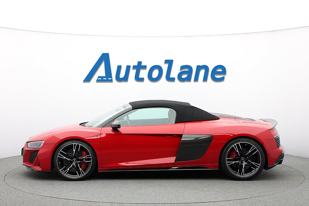 Audi R8 Spyder V10 Q Performance, Keramisk, Kolfiber, B&O 620hk